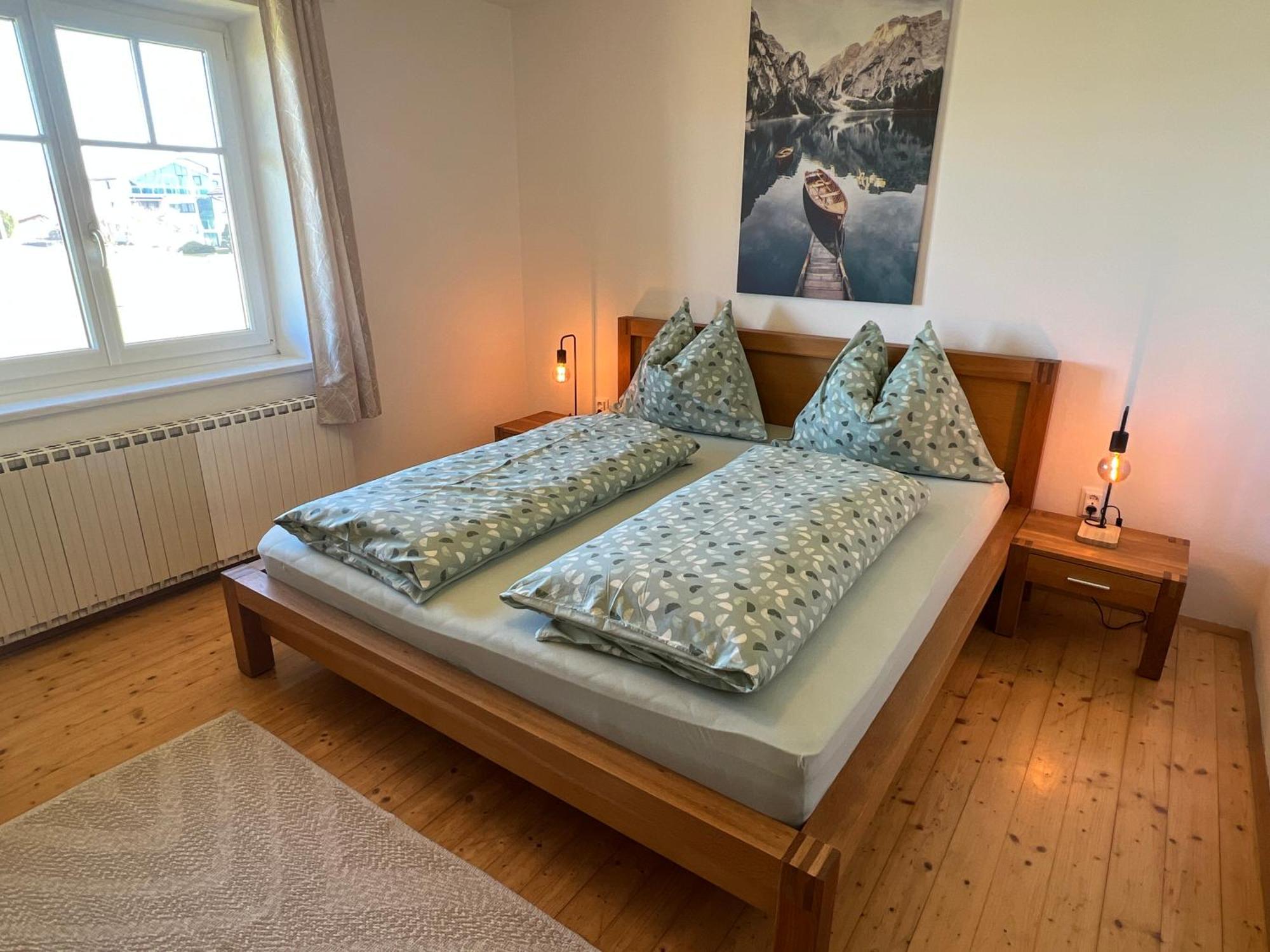 Traumhaft Grosse Ferienwohnung Naehe Attersee Санкт-Георген-им-Аттергау Экстерьер фото