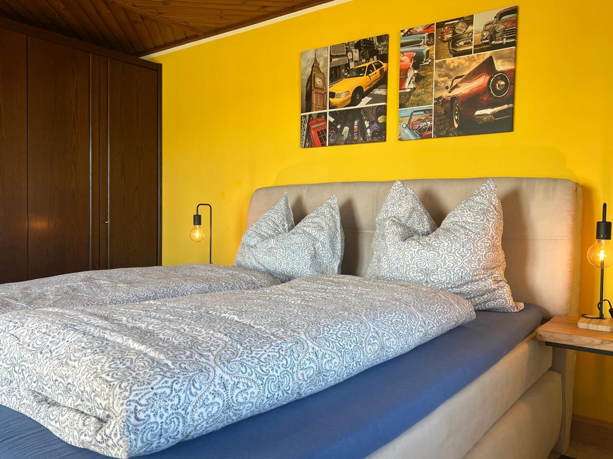 Traumhaft Grosse Ferienwohnung Naehe Attersee Санкт-Георген-им-Аттергау Экстерьер фото