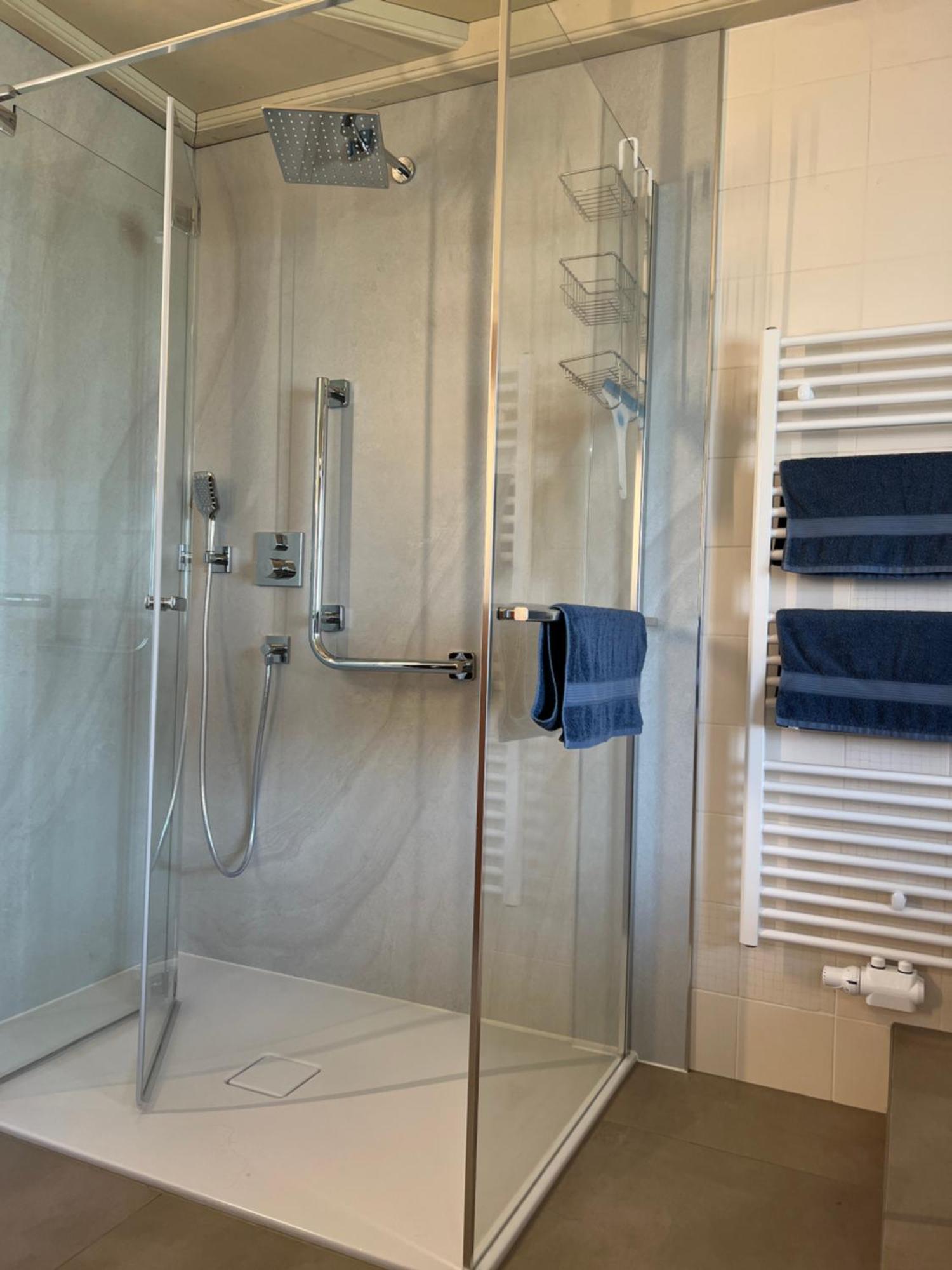 Traumhaft Grosse Ferienwohnung Naehe Attersee Санкт-Георген-им-Аттергау Экстерьер фото